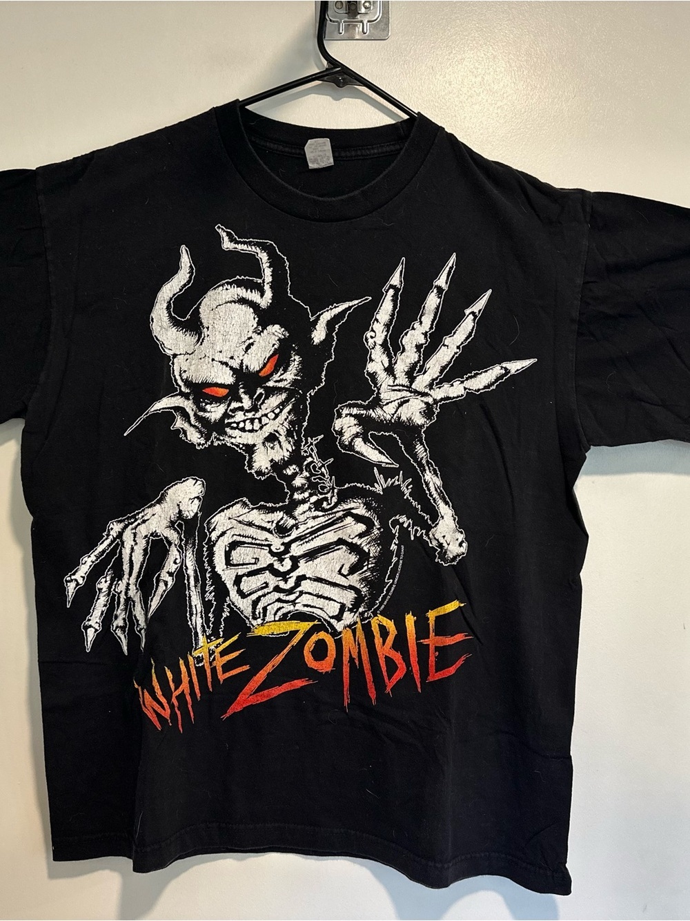 VTG ‘96 White Zombie Sz:XL 2-side uncensored band tee Devil Skeleton graphic.